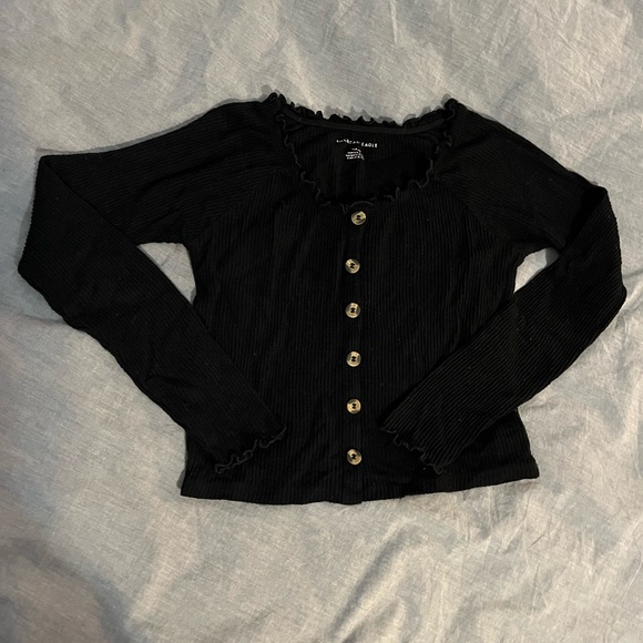 Ribbed Lettuce Hem Button Top - Picture 1 of 3